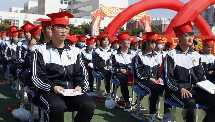 卡通小车找不同